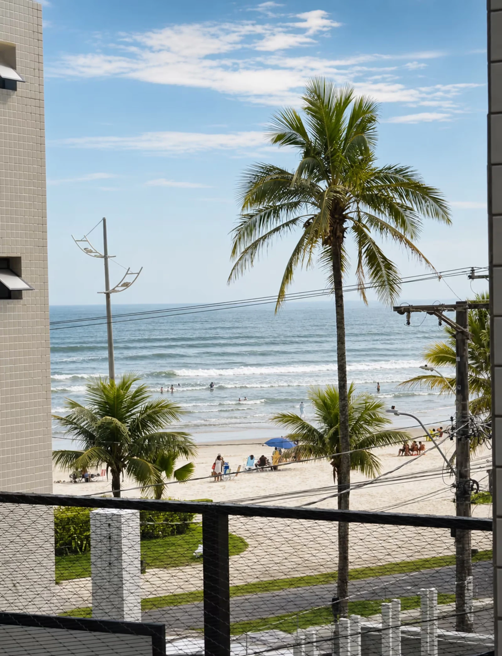 Pé na areia, de frente para o mar, apartamento pé na areia em Praia Grande