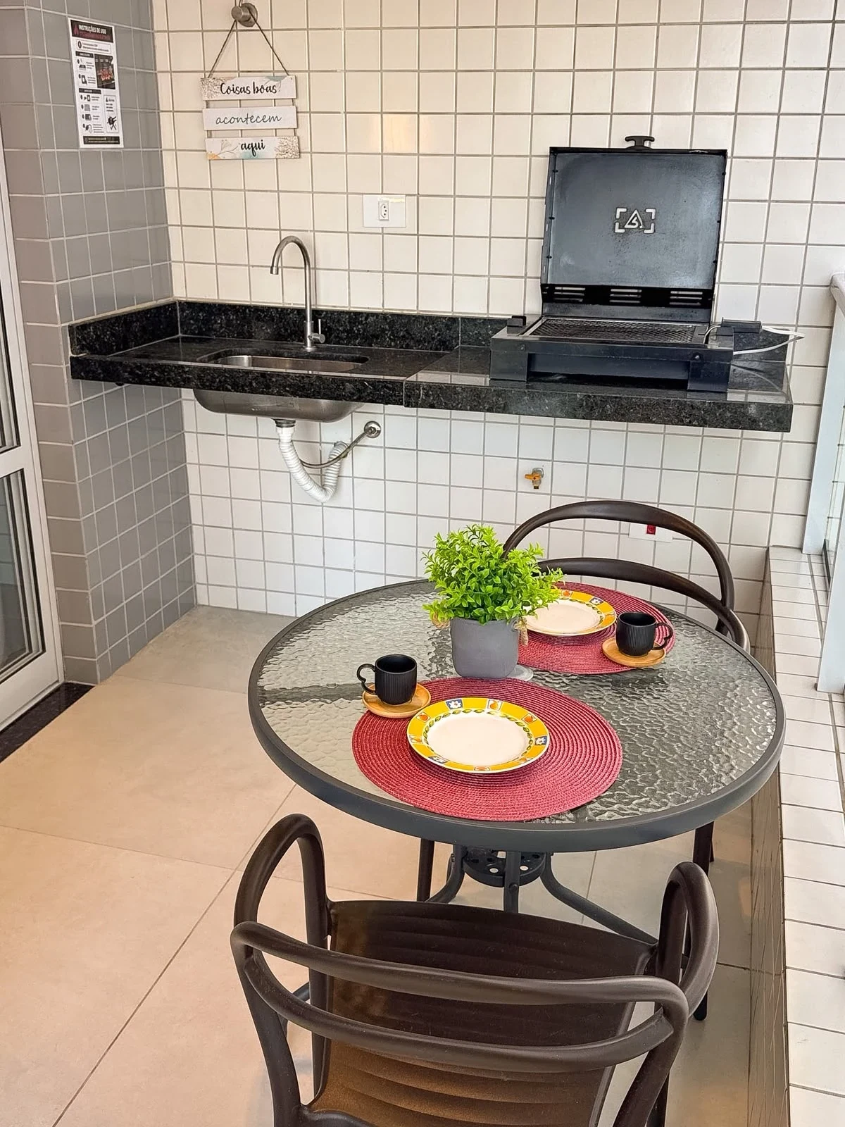 Sacada gourmet, apartamento pé na areia em Praia Grande